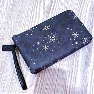 Coach Double Zip Wallet Wristlet Snowflake STARS